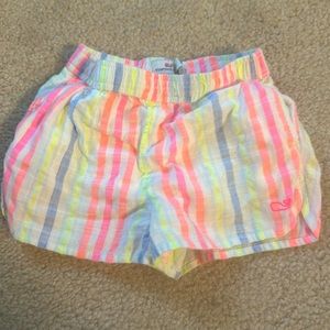 Vineyard Vines girls pull on shorts, size 3T